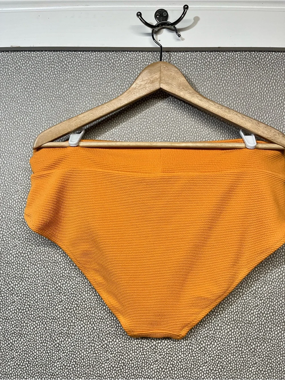 XXL Old Navy Vibrant Textured High-Waist Swim Bottom
